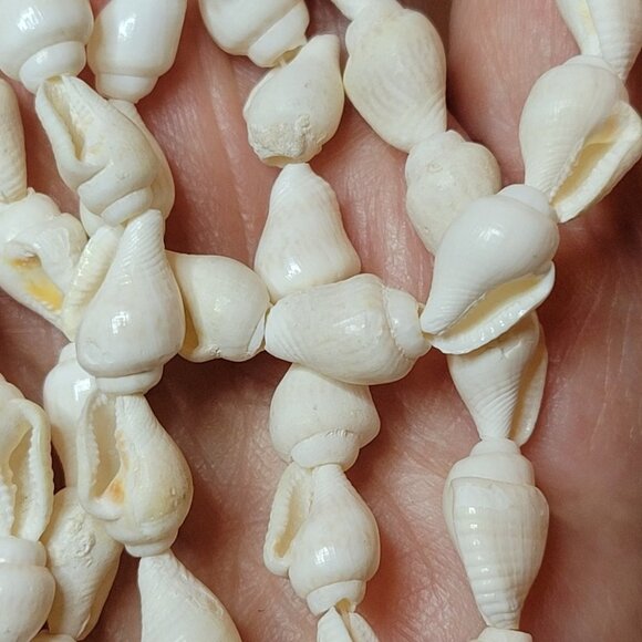 VINTAGE  natural shell long necklace - Picture 2 of 4